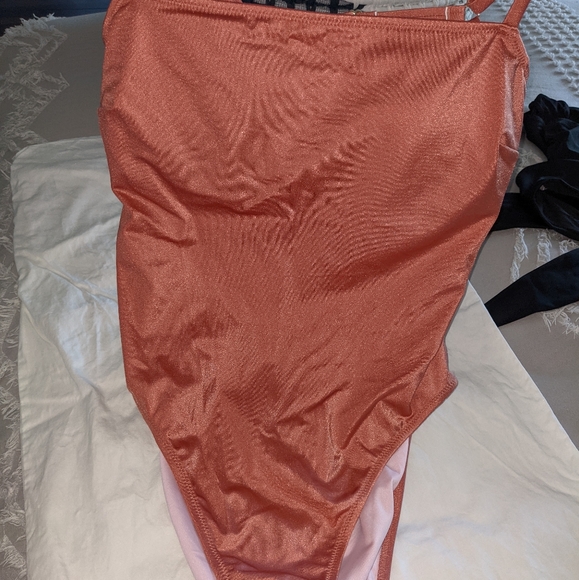 Victoria's Secret One-Piece - Picture 10 of 16